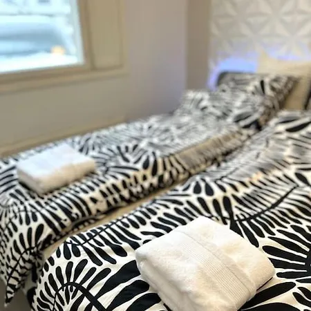 Center One Bedroom - Train Station, Nokia Arena, Netflix * Tampere