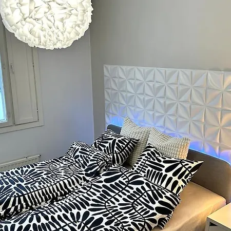 Center One Bedroom - Train Station, Nokia Arena, Netflix Tampere